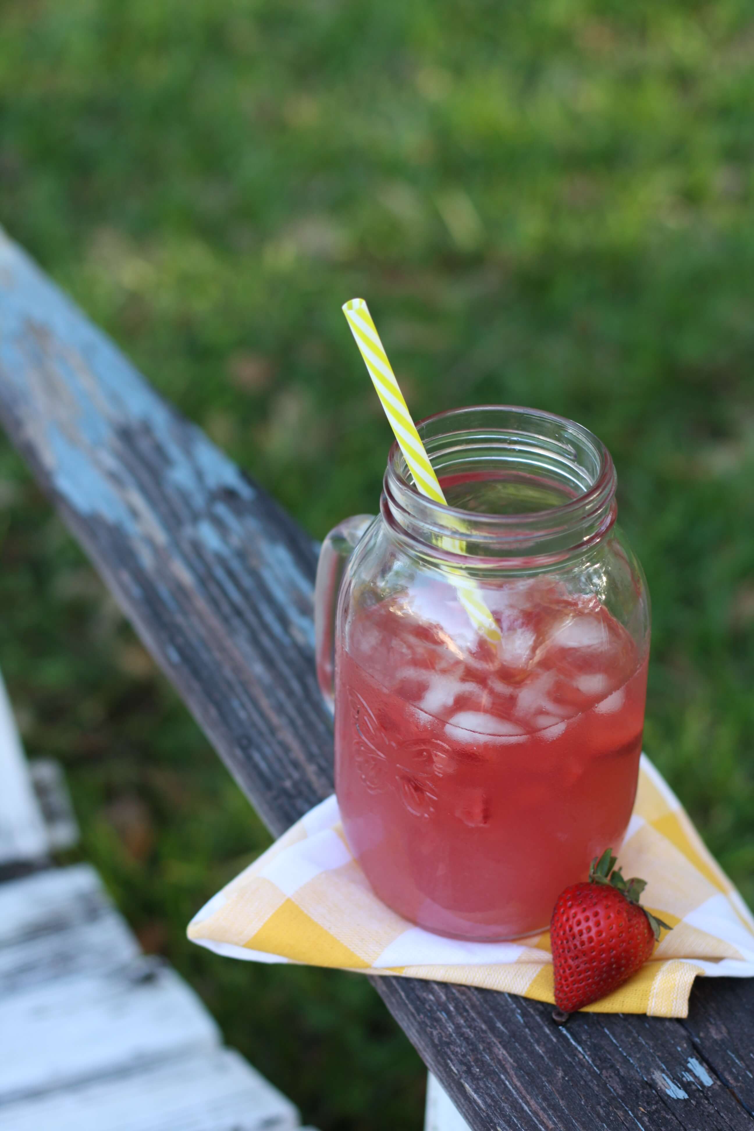 summer-strawberry-cooler-northshore-parent