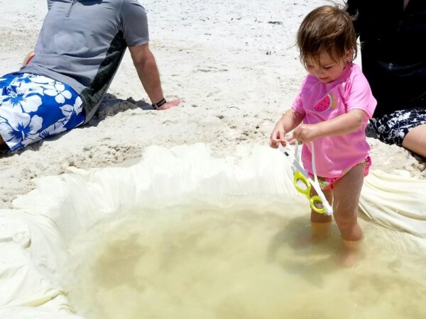 how-to-bring-a-baby-to-the-beach-northshore-parent